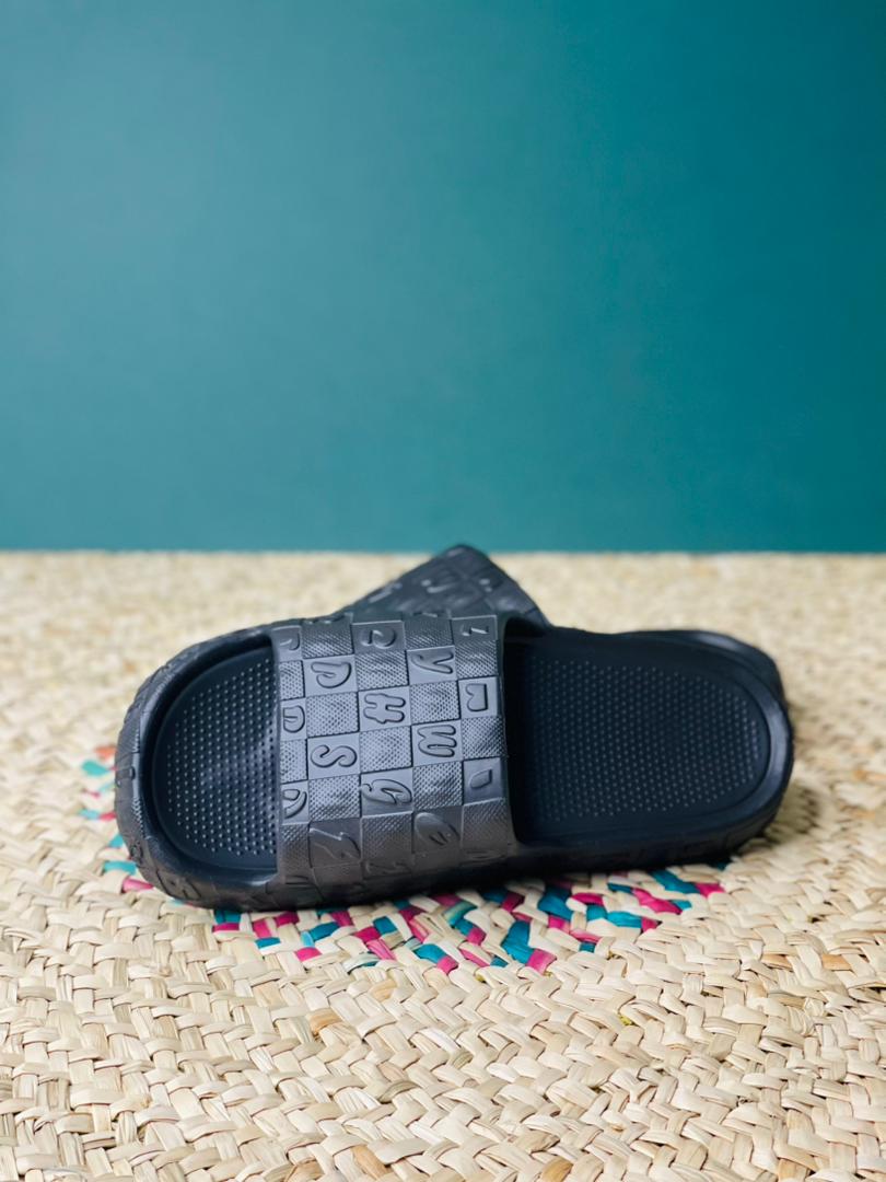 دمپایی مردانه شاهین